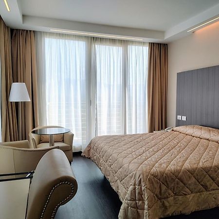 Hotel Datini Πράτο Εξωτερικό φωτογραφία