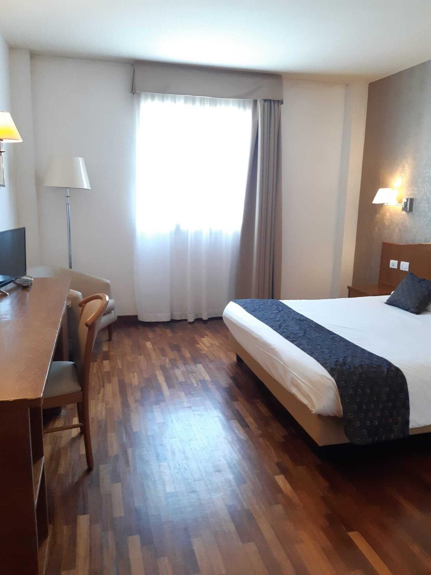 Hotel Datini Πράτο Εξωτερικό φωτογραφία