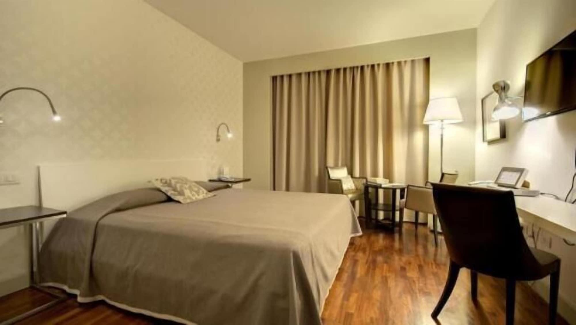 Hotel Datini Πράτο Εξωτερικό φωτογραφία