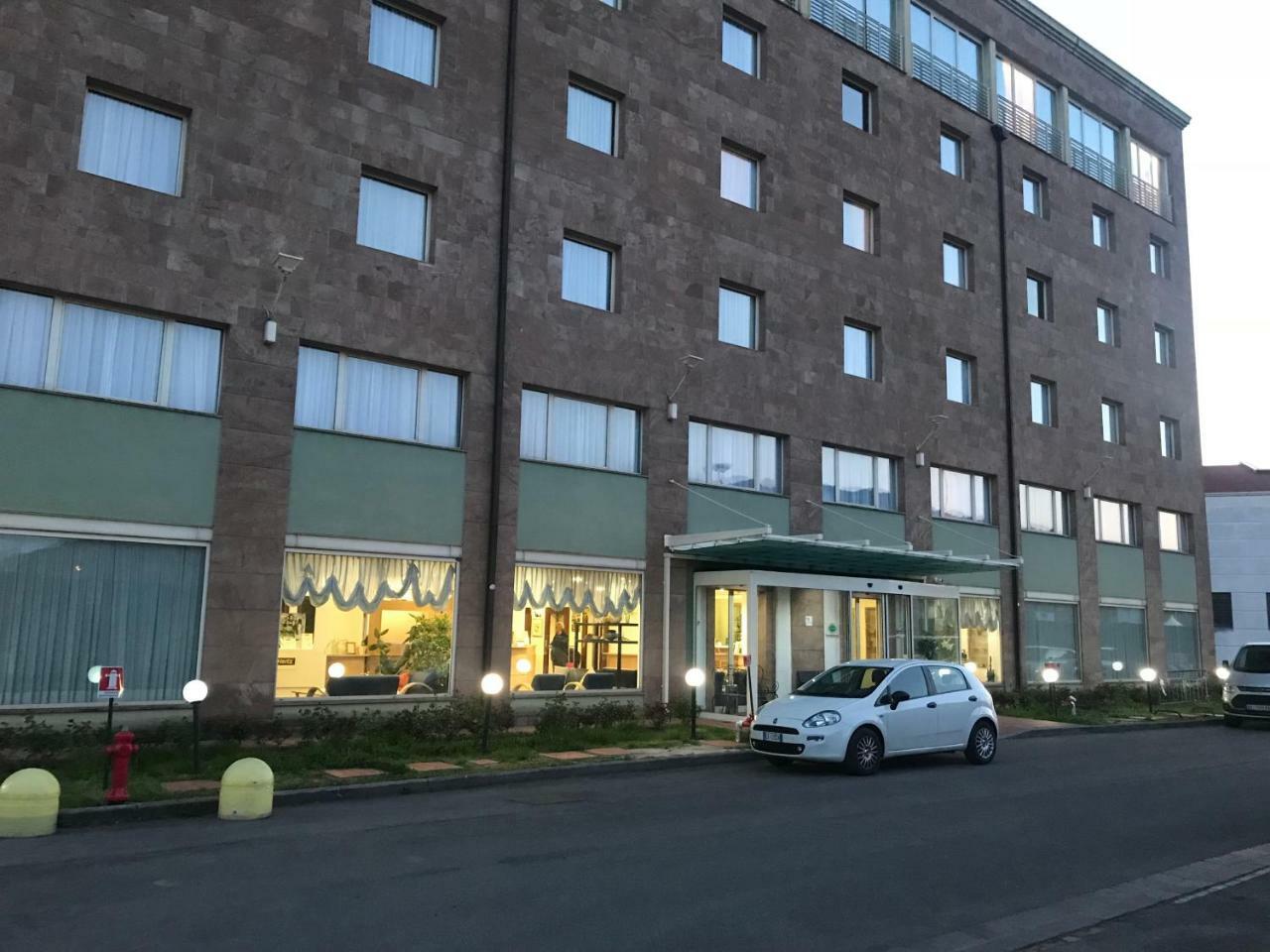 Hotel Datini Πράτο Εξωτερικό φωτογραφία