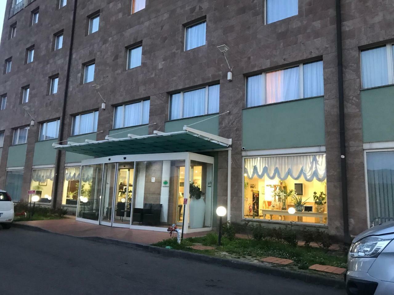 Hotel Datini Πράτο Εξωτερικό φωτογραφία
